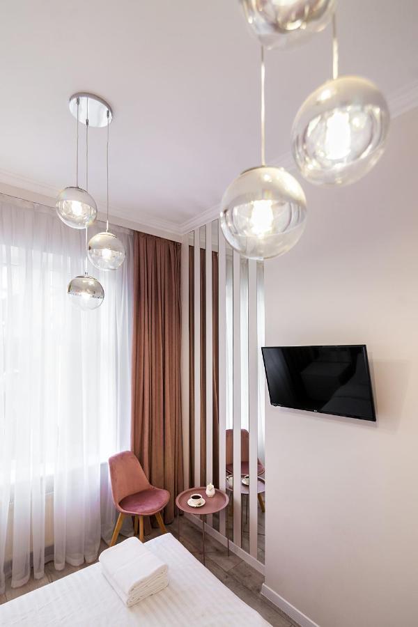 Avangard Deluxe Art Apart Львов Экстерьер фото