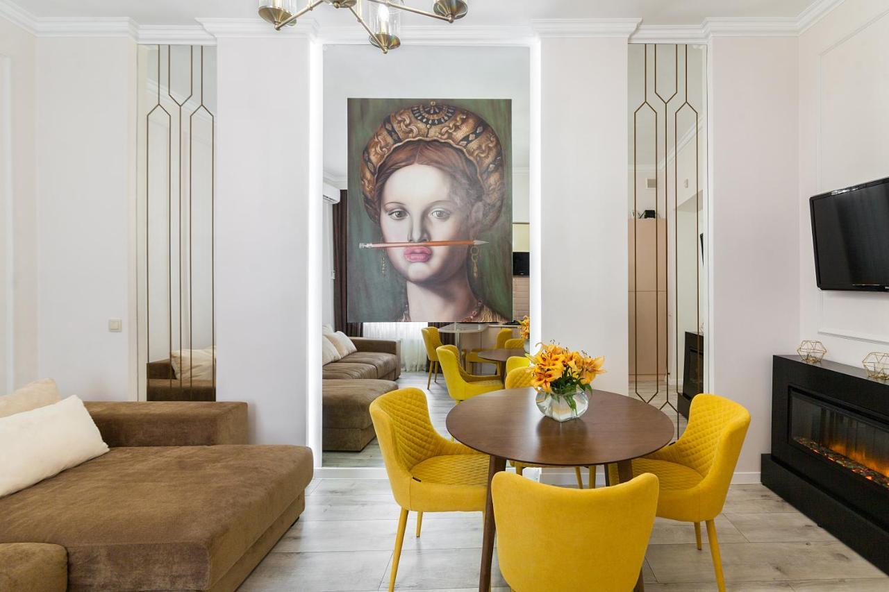 Avangard Deluxe Art Apart Львов Экстерьер фото