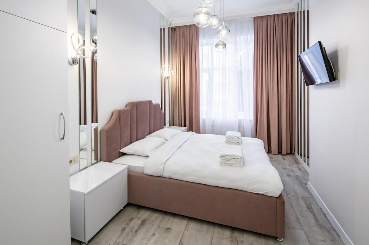 Avangard Deluxe Art Apart Львов Экстерьер фото