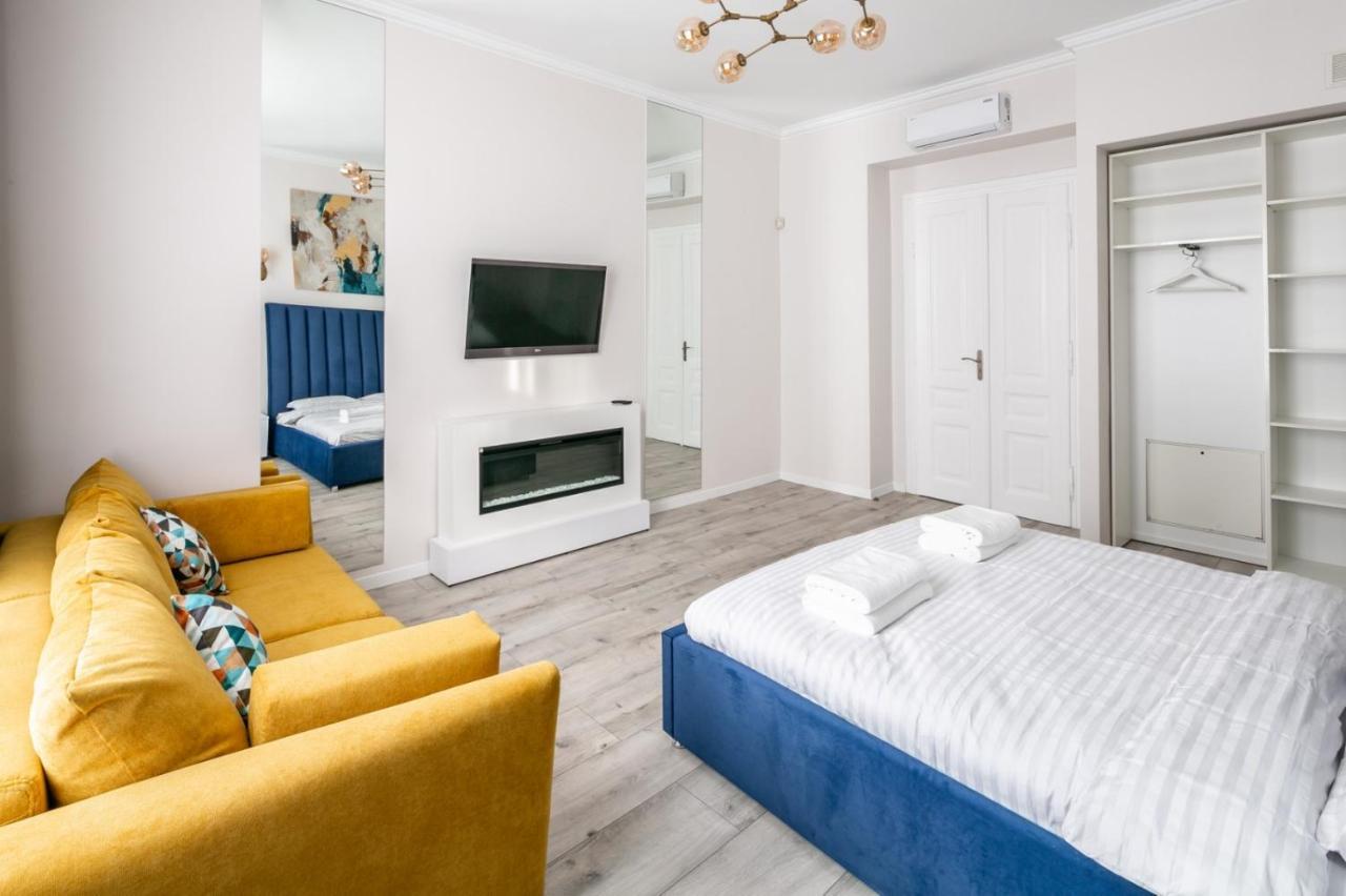 Avangard Deluxe Art Apart Львов Экстерьер фото